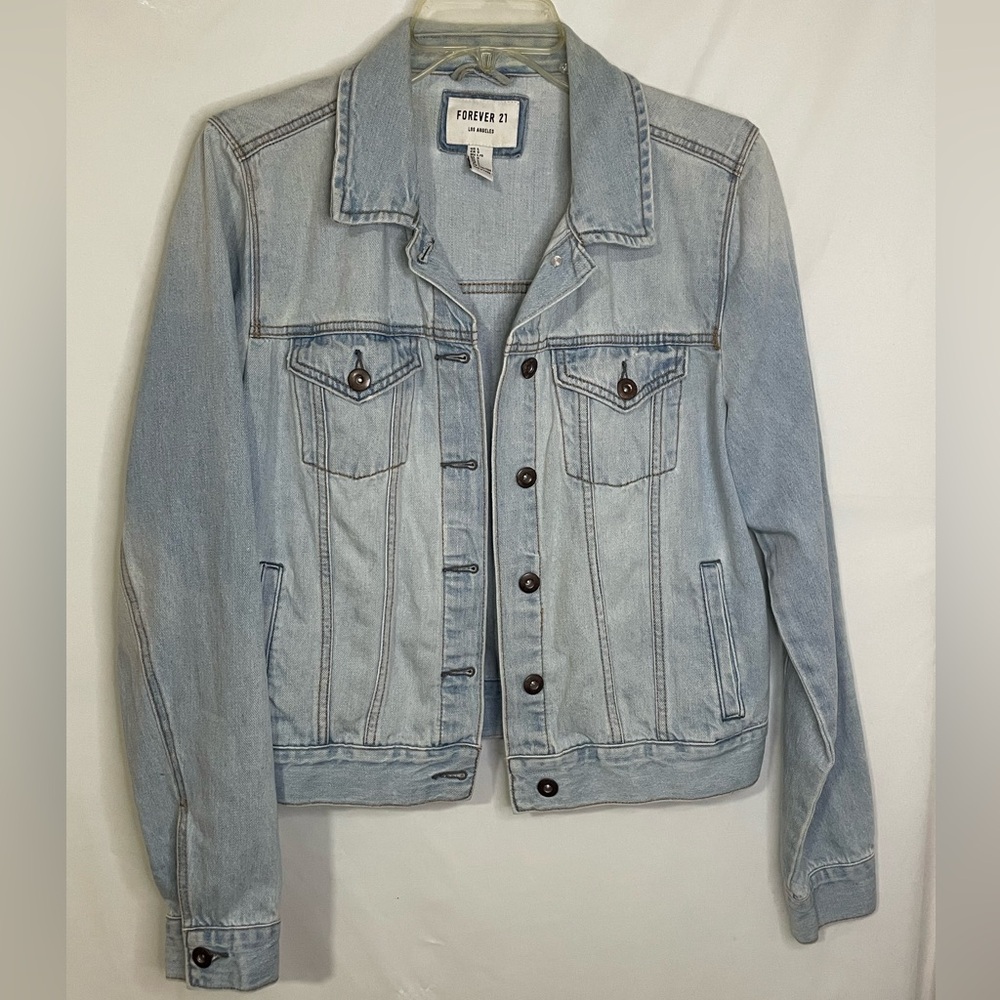 Light Wash Denim Forever21 Women’s L Classic Jean Jacket -Y2K Casual trucker-L